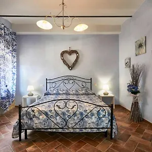 https://agriturismo-montecrespini.it-tuscanyhotel.com
